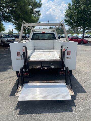 2017 Ford F-350 Chassis XL w/Rear Doors DRW Charlotte NC