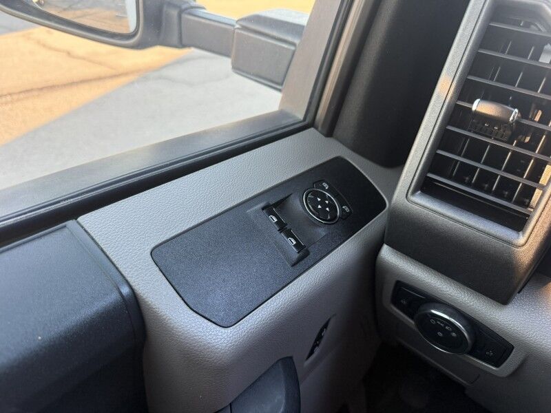 2017 Ford F-350 DRW Utility w/ Lift Gate XL Collinsville OK