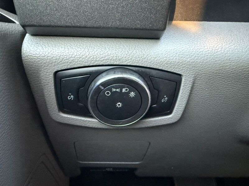 2017 Ford F-350 DRW Utility w/ Lift Gate XL Collinsville OK