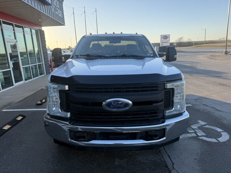 2017 Ford F-350 DRW Utility w/ Lift Gate XL Collinsville OK