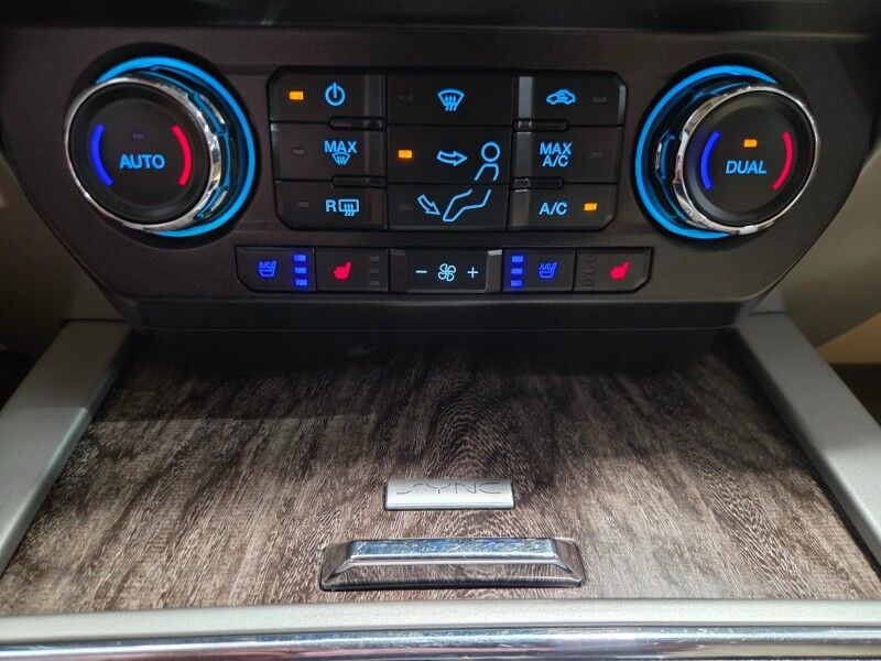 2017 Ford F-350 Lariat Dually 6.7L Diesel GPS Camera Gooseneck FREE WARRANTY Arlington TX