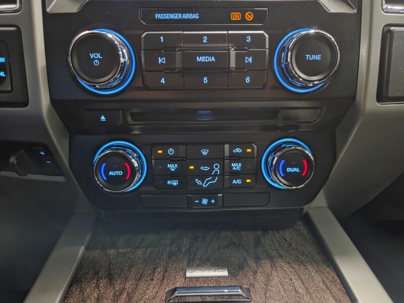 2017 Ford F-350 Lariat Dually 6.7L Diesel GPS Nav Backup Camera FREE WARRANTY Arlington TX