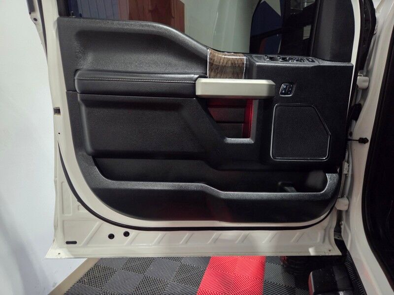 2017 Ford F-350 Lariat Short Bed Lifted 6.7L Diesel GPS Camera 22in Wheels FREE WARRANT Arlington TX