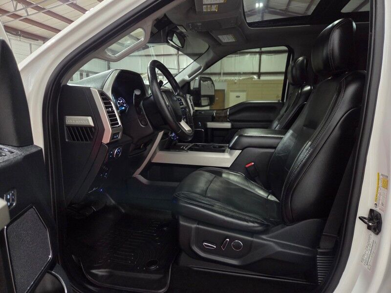 2017 Ford F-350 Lariat Short Bed Lifted 6.7L Diesel GPS Camera 22in Wheels FREE WARRANT Arlington TX