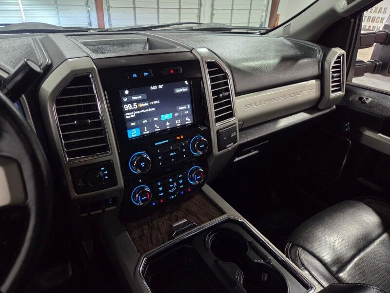 2017 Ford F-350 Lariat Short Bed Lifted 6.7L Diesel GPS Camera 22in Wheels FREE WARRANT Arlington TX