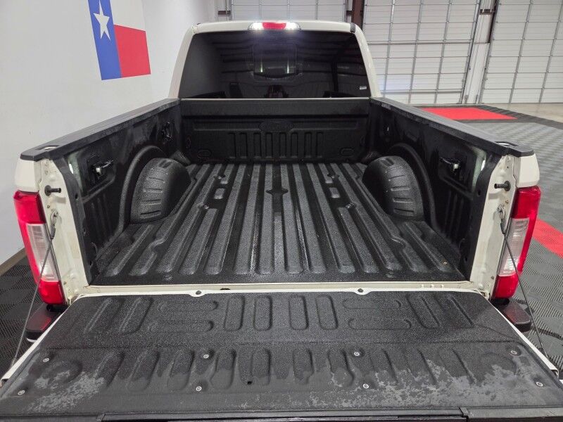 2017 Ford F-350 Lariat Short Bed Lifted 6.7L Diesel GPS Camera 22in Wheels FREE WARRANT Arlington TX