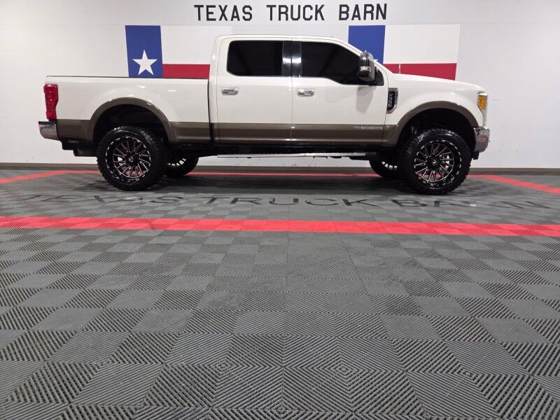 2017 Ford F-350 Lariat Short Bed Lifted 6.7L Diesel GPS Camera 22in Wheels FREE WARRANT Arlington TX