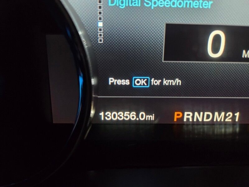 2017 Ford F-350 Lariat Short Bed Lifted 6.7L Diesel GPS Camera 22in Wheels FREE WARRANT Arlington TX