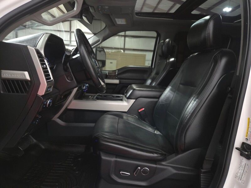 2017 Ford F-350 Lariat Short Bed Lifted 6.7L Diesel GPS Camera 22in Wheels FREE WARRANT Arlington TX