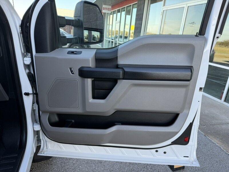 2017 Ford F-350 SRW 4x4 Cab & Chassis XL Collinsville OK