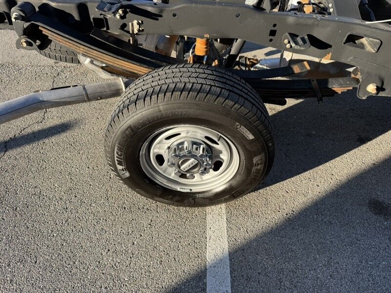 2017 Ford F-350 SRW 4x4 Cab & Chassis XL Collinsville OK