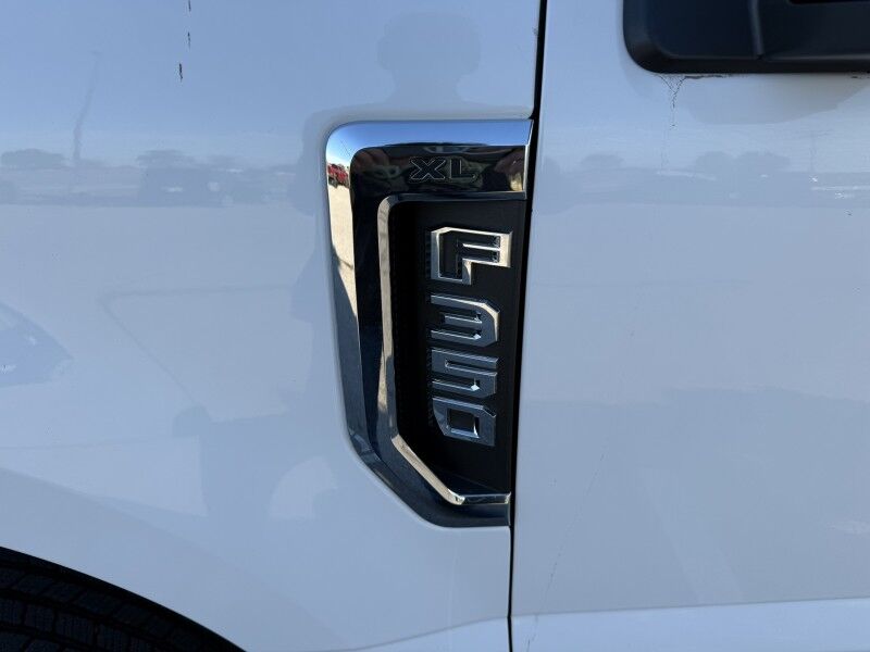 2017 Ford F-350 SRW 4x4 Cab & Chassis XL Collinsville OK