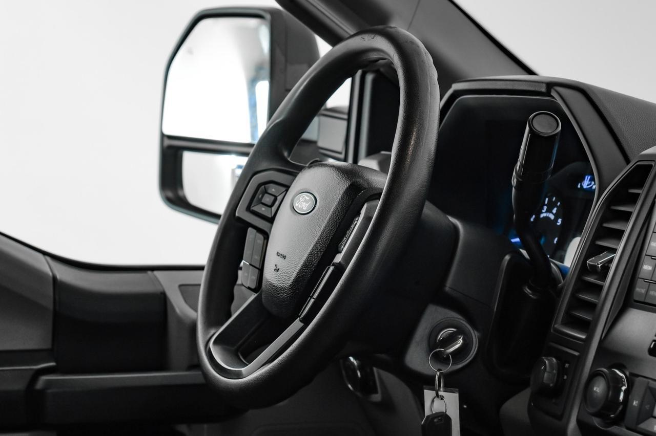 2017 Ford F-350 SUPER DUTY XL 4WD REGULAR CAB AUTOMATIC CRUISE CONTROL RUNNING BOARDS TOW HITCH BED LINER Carrollton TX