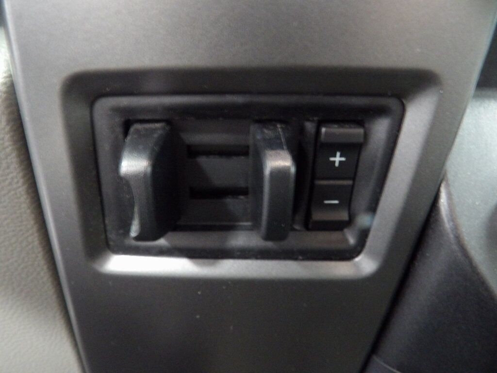 2017 Ford F-350 Super Duty 4x4 Crew Cab XLT SRW Fond du Lac WI