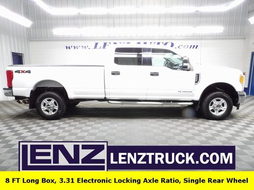 2017_Ford_F-350 Super Duty_4x4 Crew Cab XLT SRW_ Fond du Lac WI