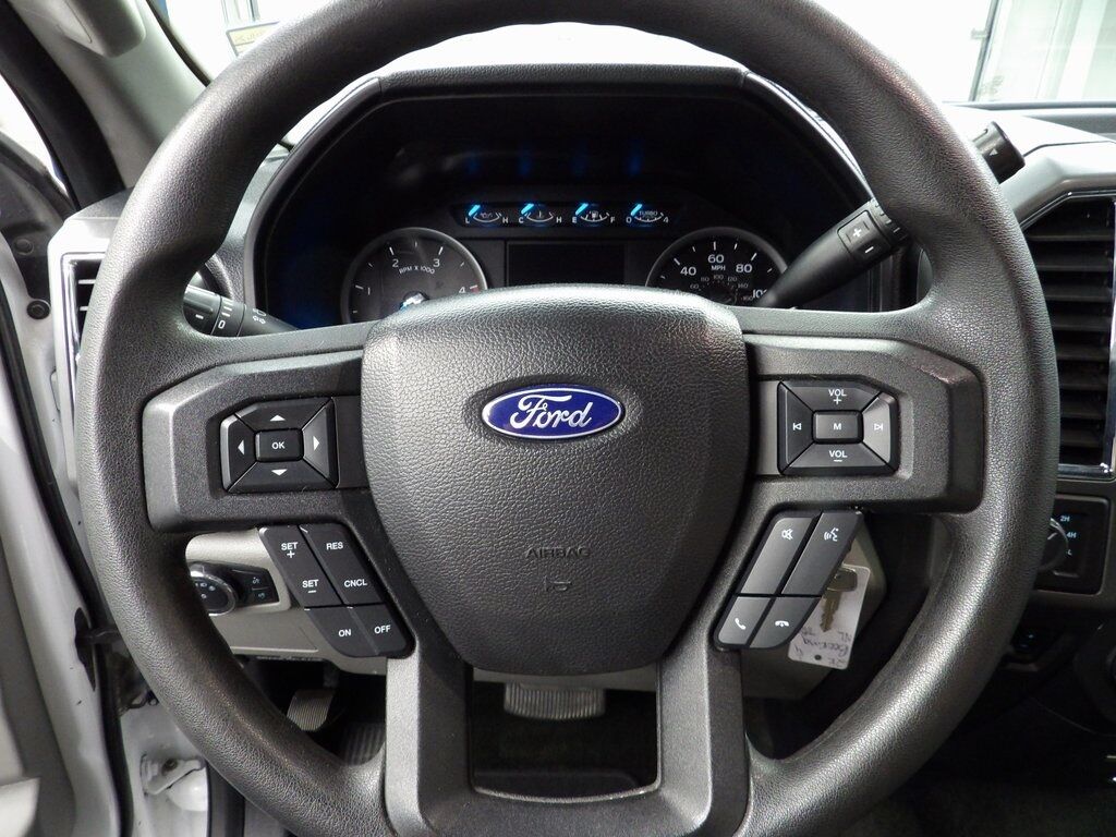 2017 Ford F-350 Super Duty 4x4 Crew Cab XLT SRW Fond du Lac WI