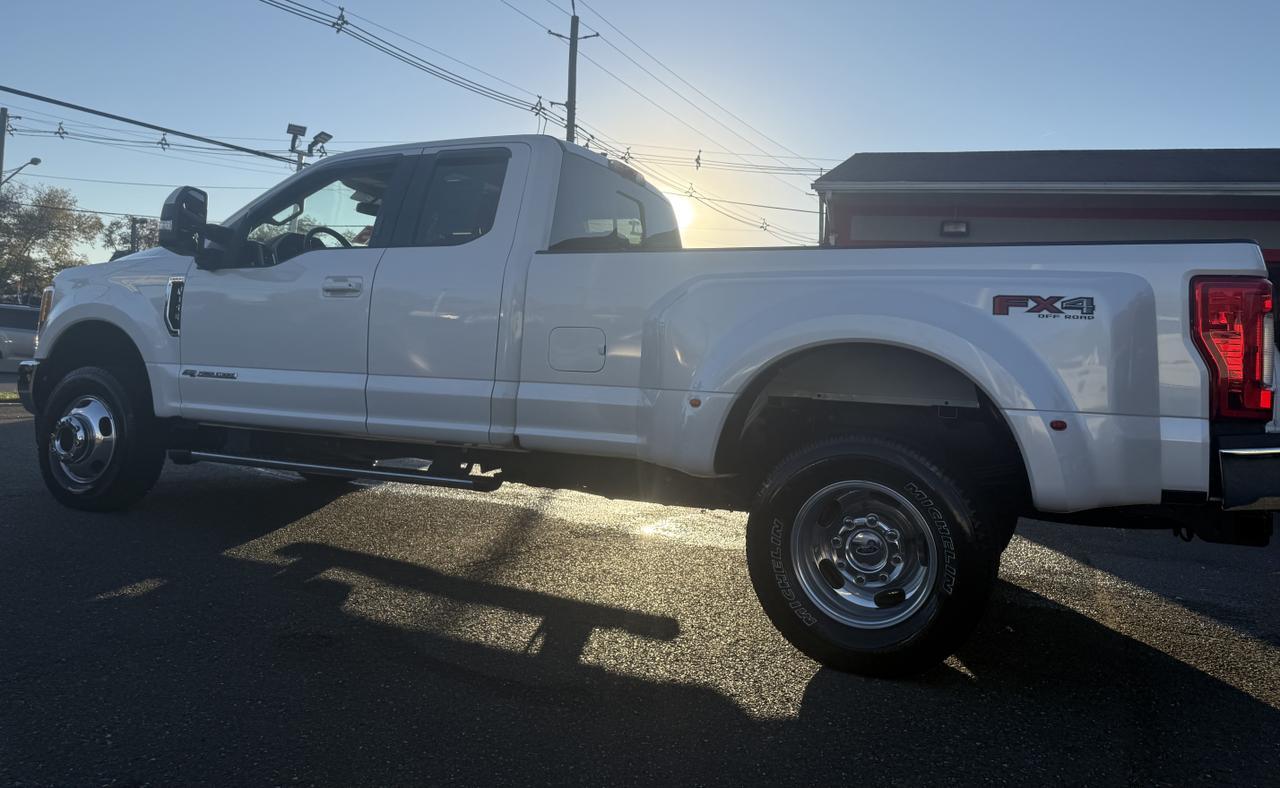 2017 Ford F-350 Super Duty Lariat 4x4 4dr SuperCab 8 ft. LB DRW Pickup Edison NJ