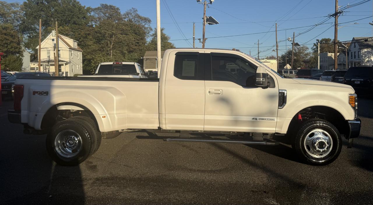 2017 Ford F-350 Super Duty Lariat 4x4 4dr SuperCab 8 ft. LB DRW Pickup Edison NJ