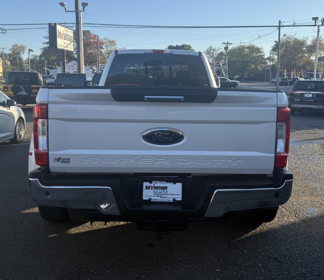 2017 Ford F-350 Super Duty Lariat 4x4 4dr SuperCab 8 ft. LB DRW Pickup Edison NJ