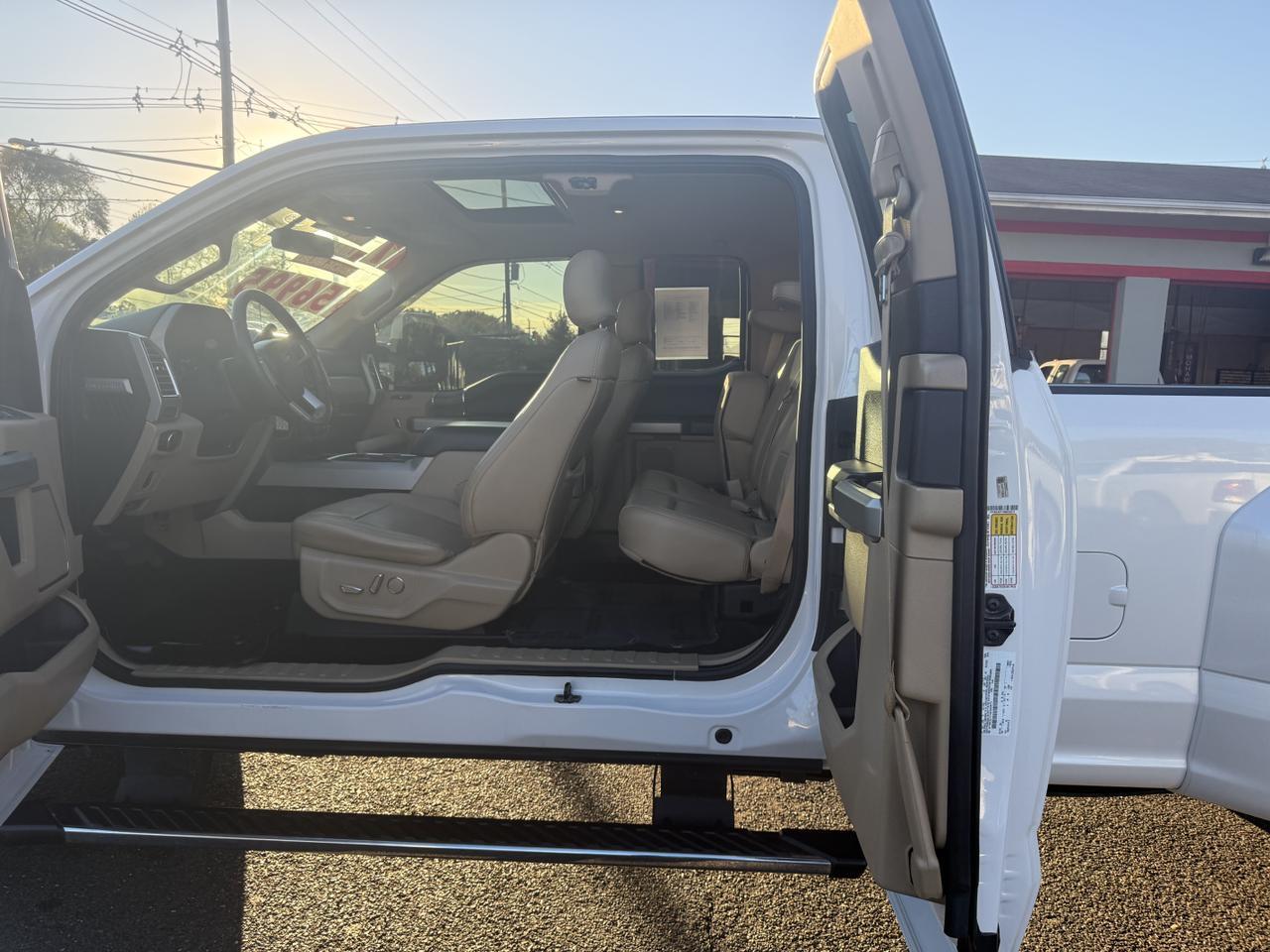 2017 Ford F-350 Super Duty Lariat 4x4 4dr SuperCab 8 ft. LB DRW Pickup Edison NJ