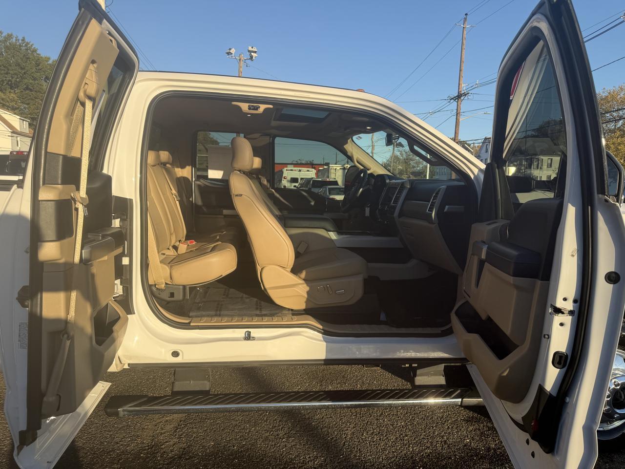 2017 Ford F-350 Super Duty Lariat 4x4 4dr SuperCab 8 ft. LB DRW Pickup Edison NJ