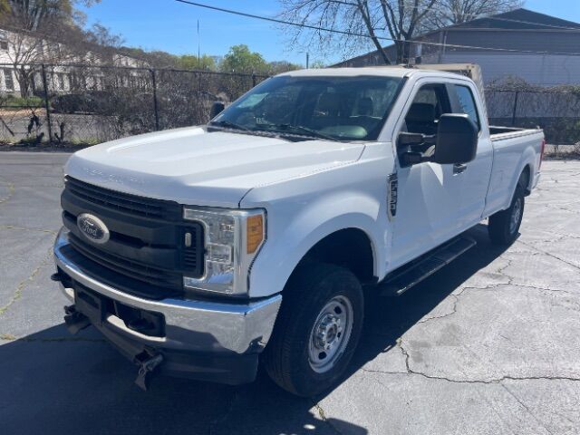 2017 Ford F-350 XL Bed w/Rear Doors