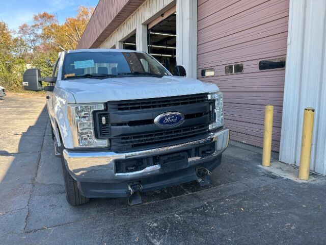 2017 Ford F-350 XL Bed w/Rear Doors