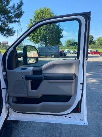 2017 Ford F-350 XL Long Bed w/Rear Doors Charlotte NC