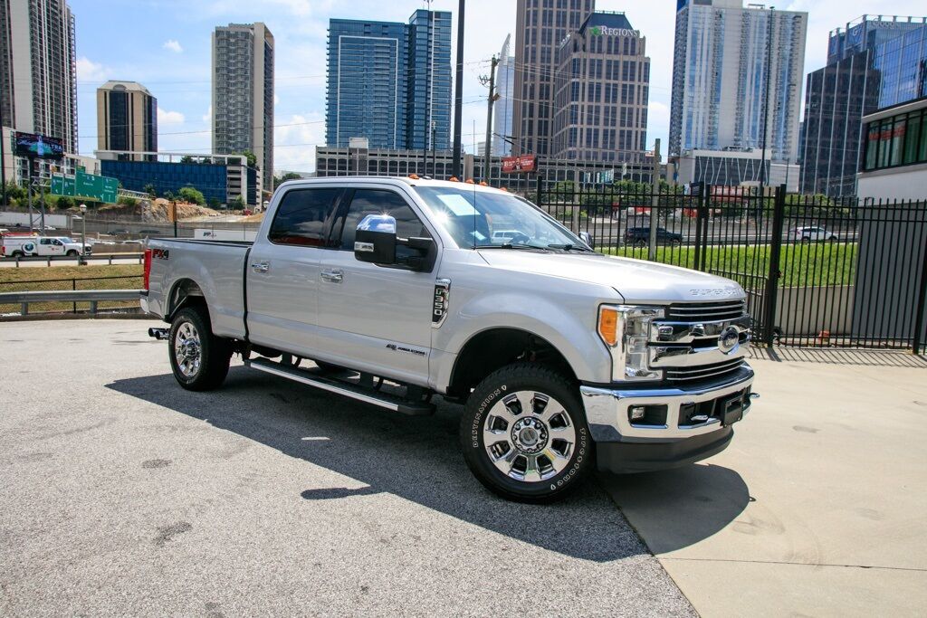 2017 Ford F-350SD Lariat