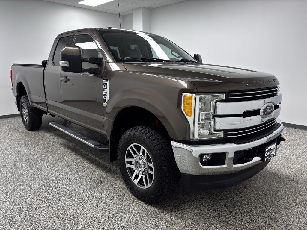 2017 Ford F-350SD Lariat
