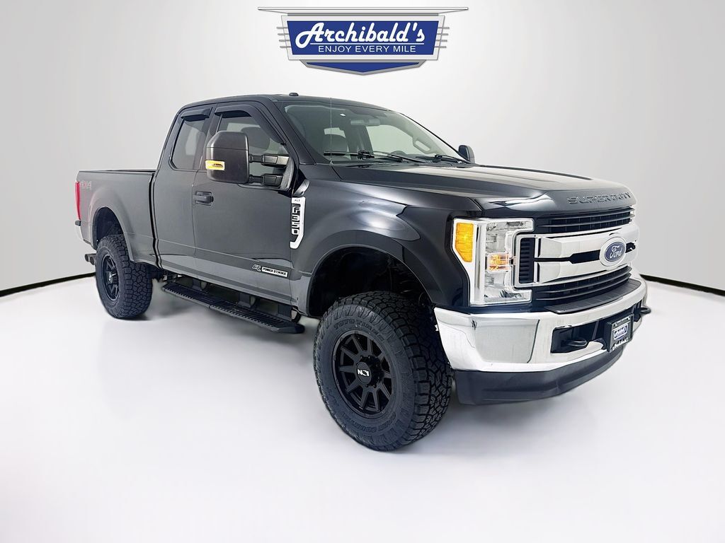 2017 Ford F-350SD XLT