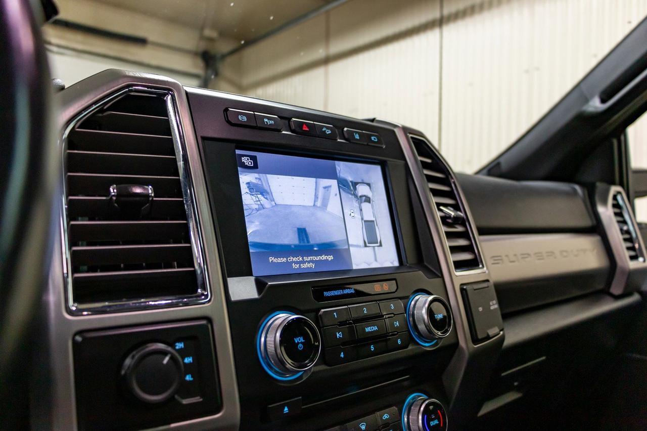 2017 Ford F-450 4x4 Crew Cab Platinum Dually Diesel Leather Roof Nav Red Deer AB