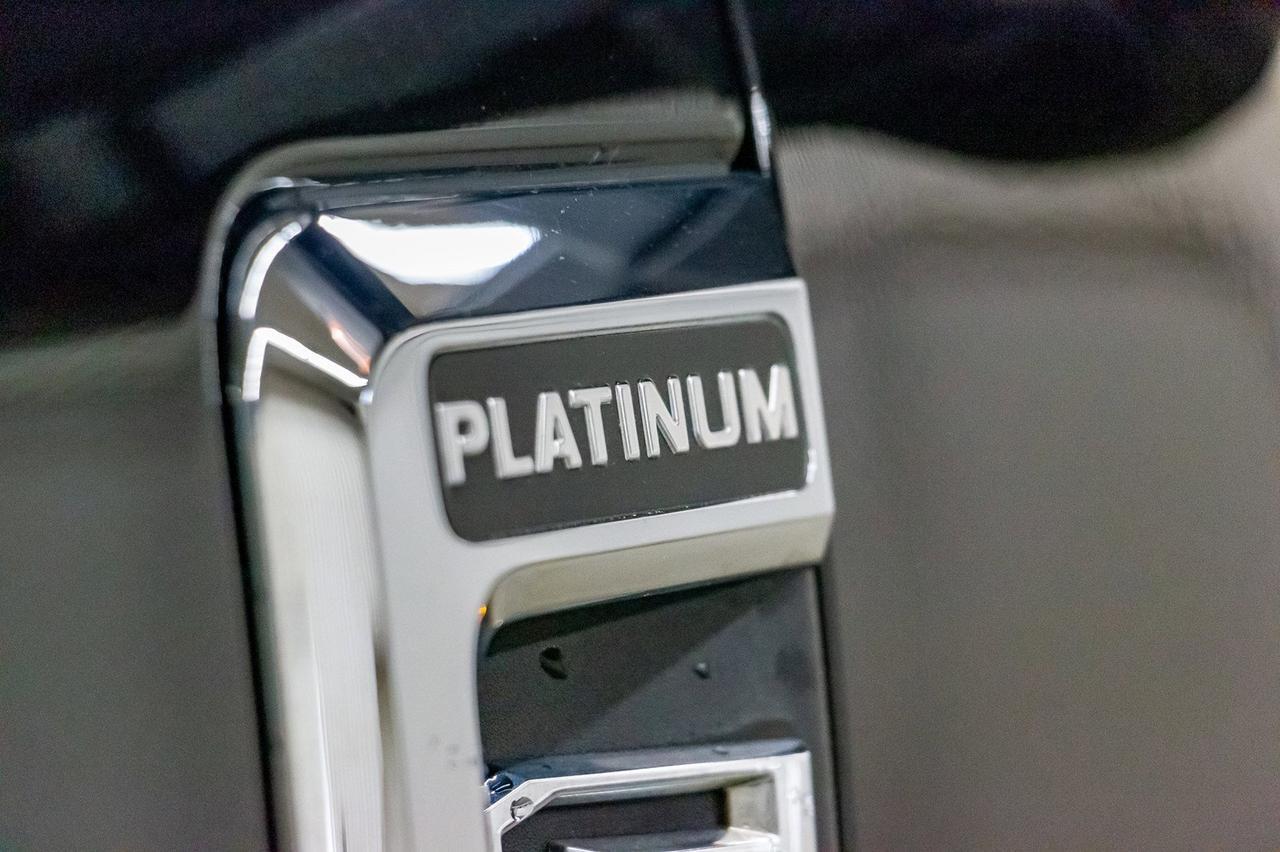 2017 Ford F-450 4x4 Crew Cab Platinum Dually Red Deer AB