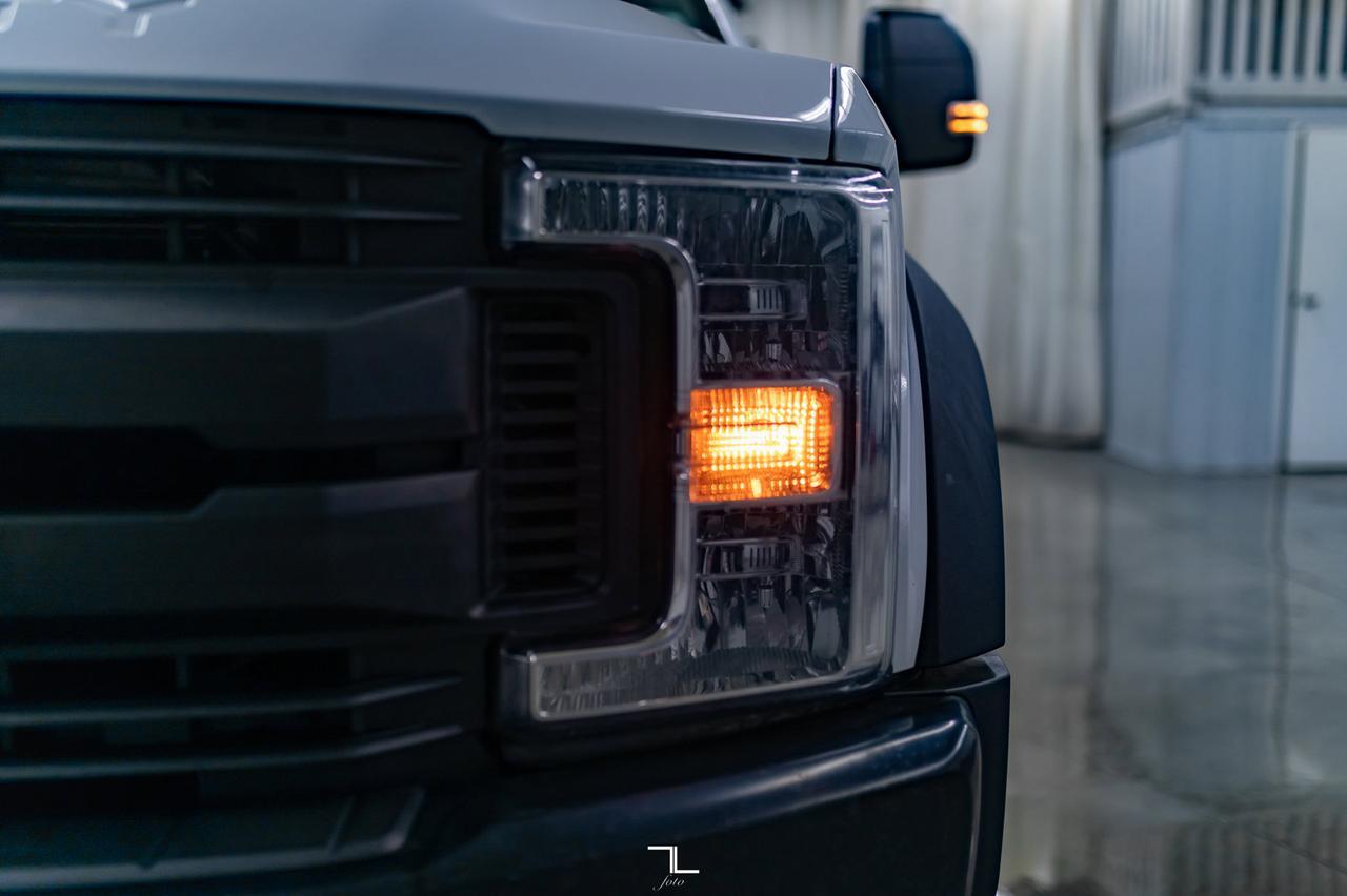 2017 Ford F-450 4x4 Crew Cab XL Dually Deck Red Deer AB