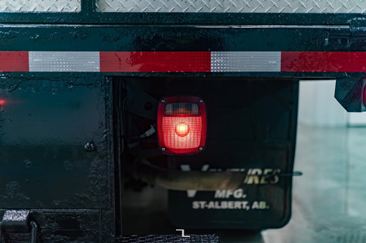 2017 Ford F-450 4x4 Crew Cab XL Dually Deck Red Deer AB