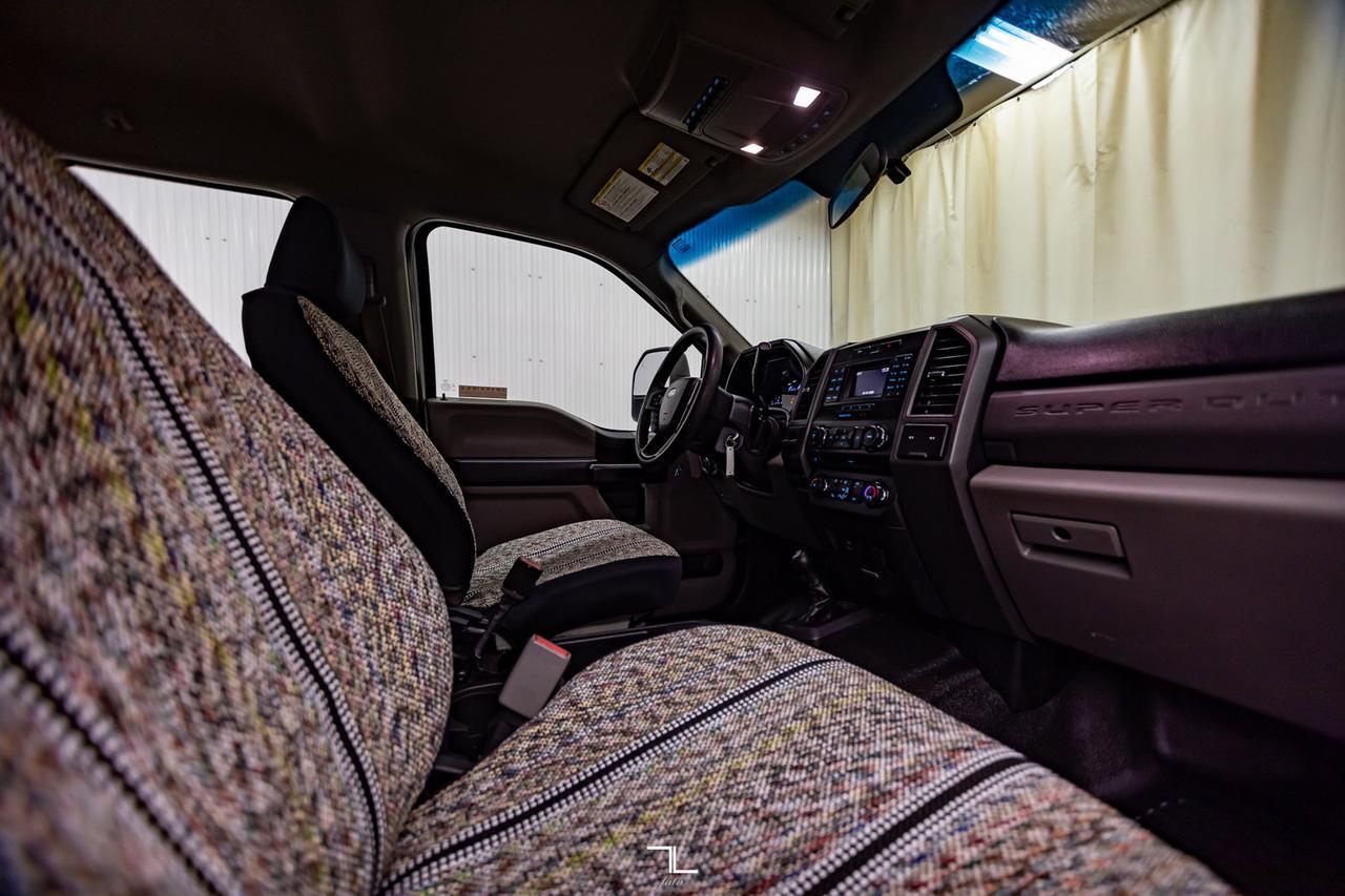 2017 Ford F-450 4x4 Crew Cab XL Dually Deck Red Deer AB