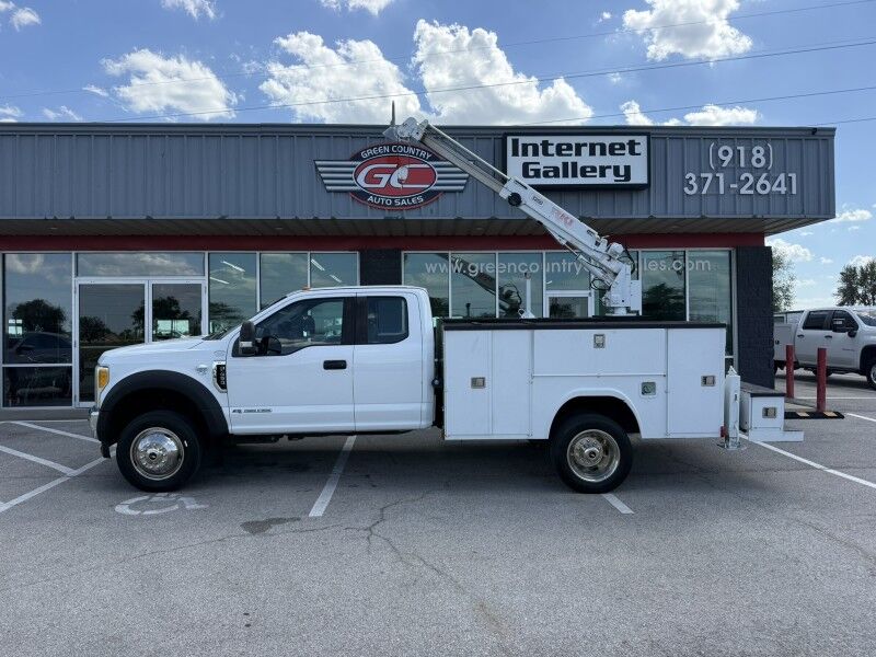2017 Ford F-450 4x4 Diesel Utility w/ RKI Crane