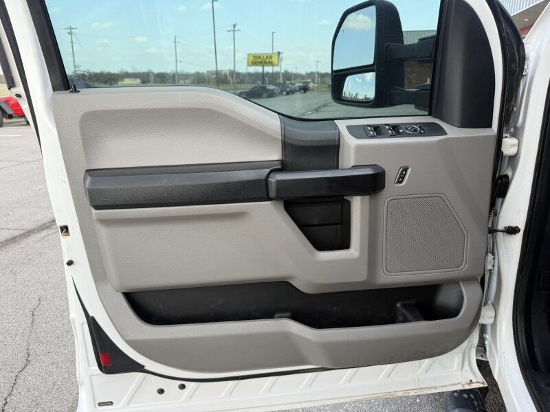 2017 Ford F-450 Diesel Utility w/ 3203 Auto Crane XL Collinsville OK