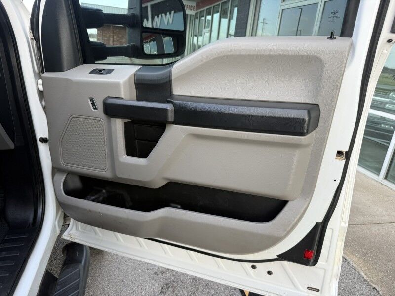 2017 Ford F-450 Diesel Utility w/ 3203 Auto Crane XL Collinsville OK