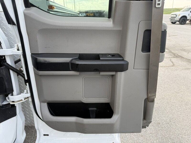 2017 Ford F-450 Diesel Utility w/ 3203 Auto Crane XL Collinsville OK