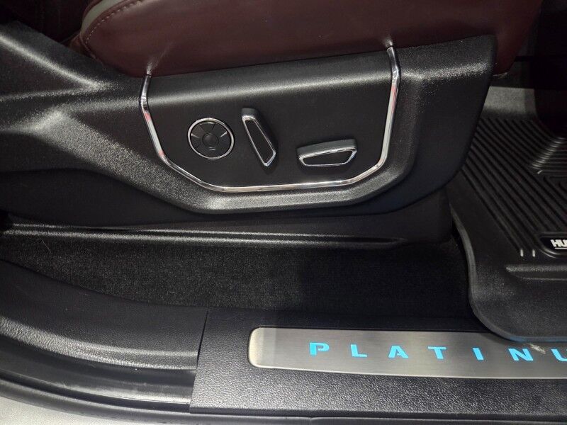 2017 Ford F-450 Platinum 4WD Dually GPS Camera Sunroof 19.5 Alcoa FREE WARRANTY Arlington TX