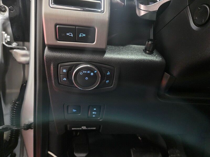 2017 Ford F-450 Platinum 4WD Dually GPS Camera Sunroof 19.5 Alcoa FREE WARRANTY Arlington TX