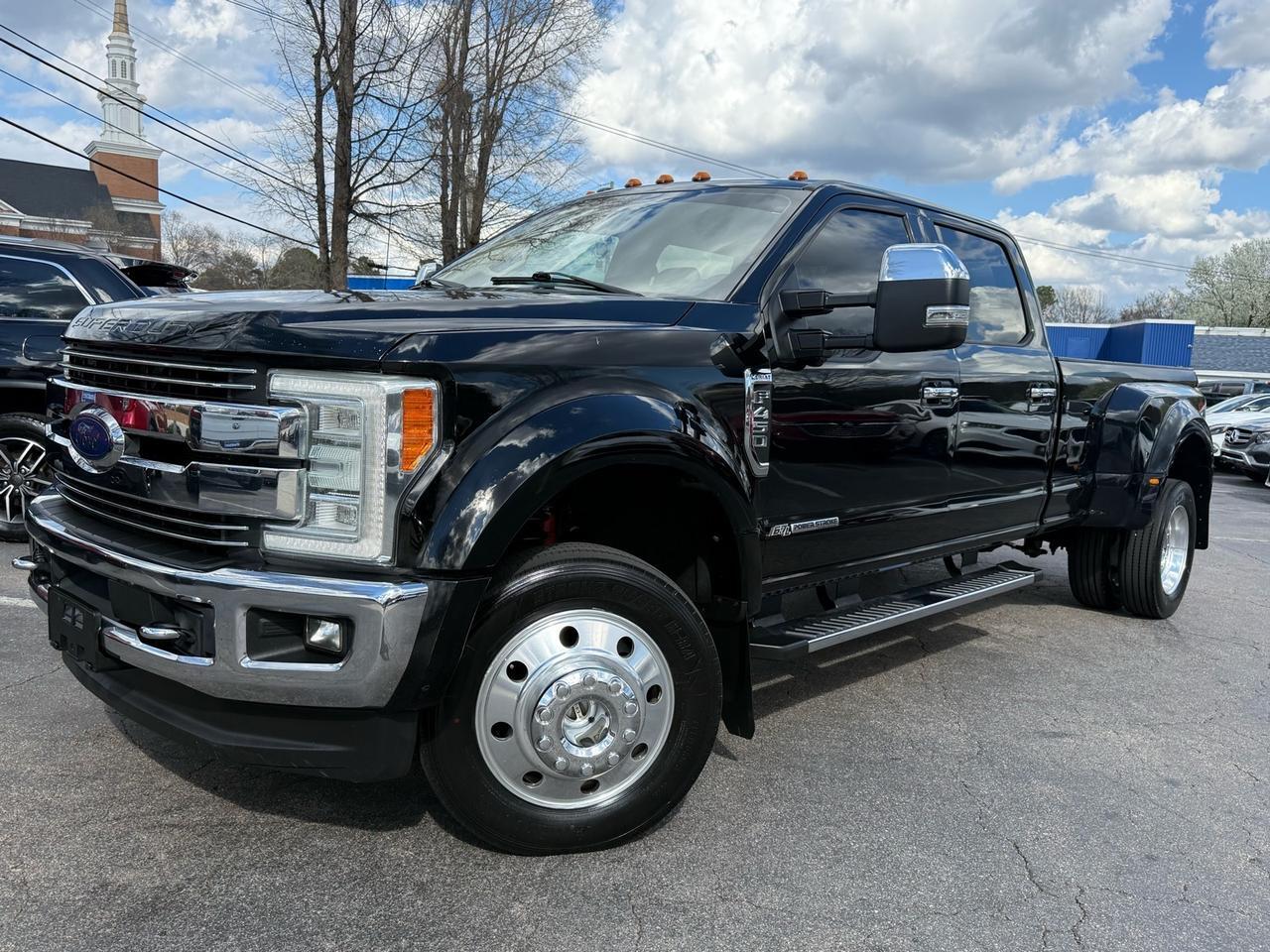 2017 Ford F-450 Super Duty Lariat