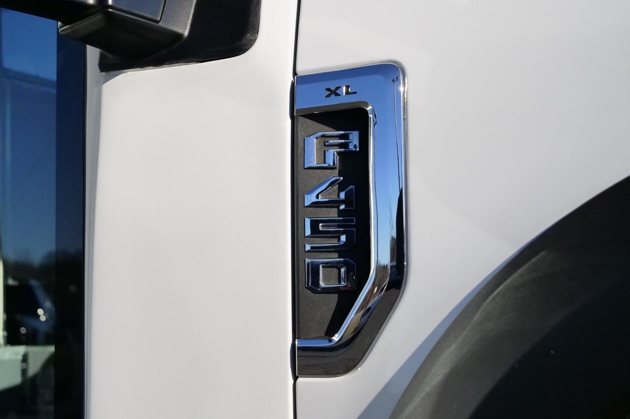 2017 Ford F-450 Super Duty Shuttle Bus / Wheelchair Accessible / DRW / DIESEL! Lincolnton NC