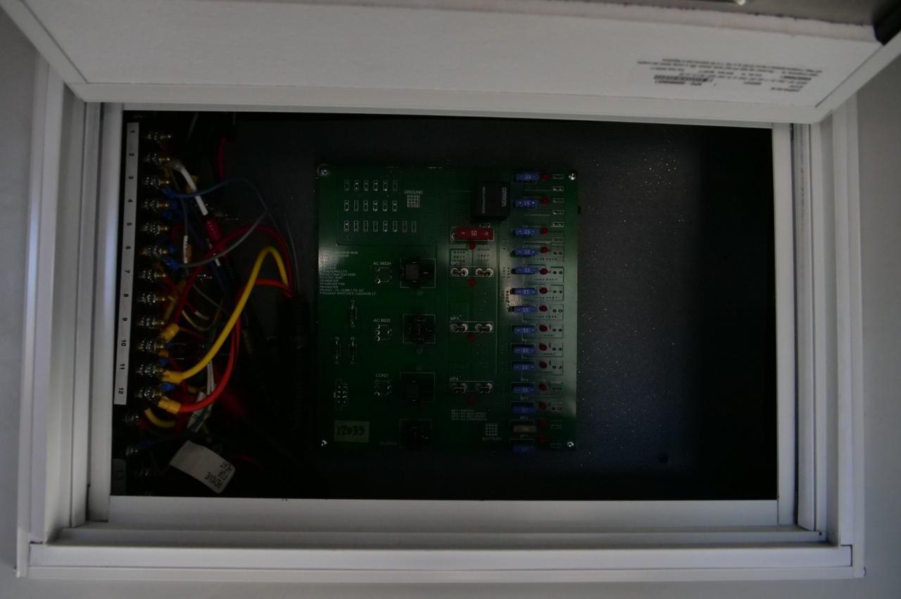 2017 Ford F-450 Super Duty Shuttle Bus / Wheelchair Accessible / DRW / DIESEL! Lincolnton NC