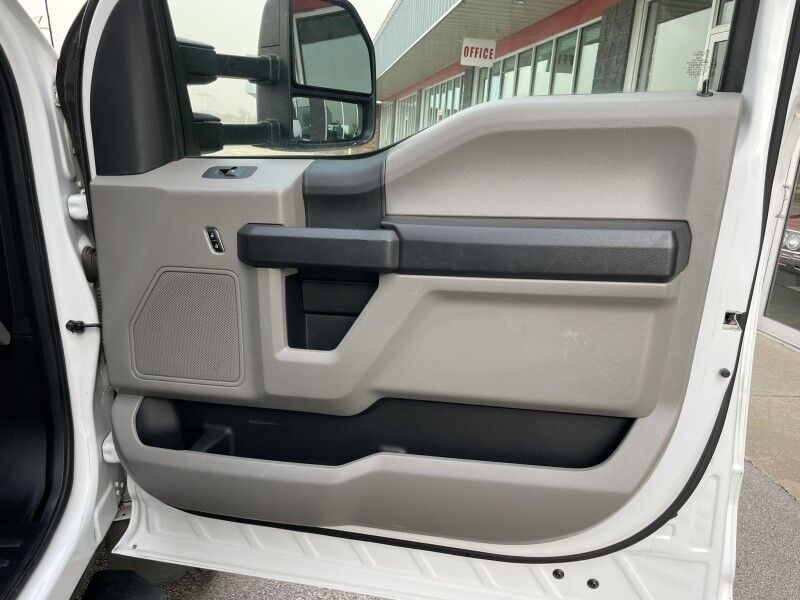 2017 Ford F-450 V10 4WD Box Truck 4x4 XL Collinsville OK