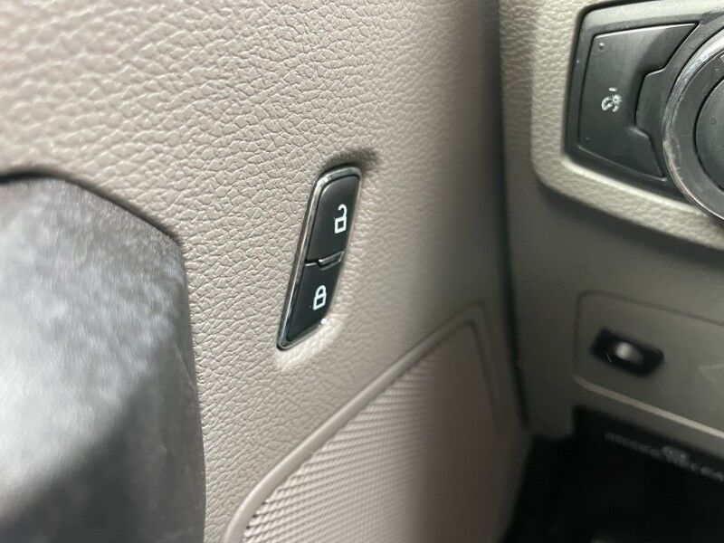 2017 Ford F-450 V10 4WD Box Truck 4x4 XL Collinsville OK