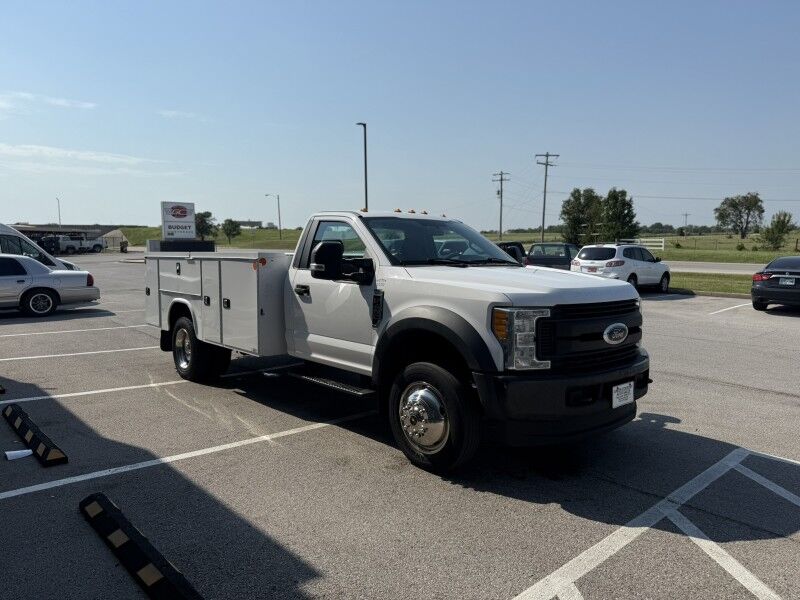 2017 Ford F-450 V10 4x4 Utility w/ Tommy Gate XL Collinsville OK