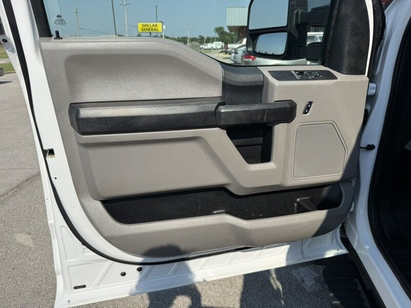 2017 Ford F-450 V10 4x4 Utility w/ Tommy Gate XL Collinsville OK