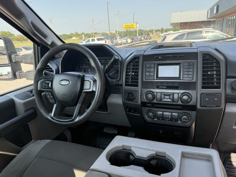 2017 Ford F-450 V10 4x4 Utility w/ Tommy Gate XL Collinsville OK